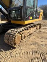 Excavadora Usada CAT 320D2 de 20 Toneladas, Excavadora de Orugas CAT 320D2, Excavadora Hidráulica de Servicio Pesado para Construcción y Movimiento de Tierras, Pocas Horas de Uso