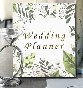 Planificateur de mariage USA Organisateur de journal intime de planification nuptiale sans date Lesbian Female Brides Engagement Gift Idea - Product Image 2