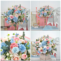 Fleurs artificielles très demandées pour la décoration d'événements, simulation de scènes, aménagement de célébrations, boule de fleurs pour mariage