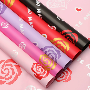 Papel de embalaje de flores translúcido, impermeable, de plástico mate, para el Día de San Valentín, papel de regalo hecho a mano, papel para floristería - Product Image 2