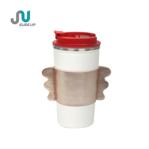 Borraccia Termica in Acciaio Inossidabile da 500ml con Catena Dorata e Custodia in Pelle, Antigoccia, per Glamping, Viaggi e Caffè all'Aperto - Product Image 4