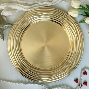 Plato Decorativo Moderno de 13 Pulgadas con Líneas Doradas, Bandeja de Plástico para Mesa de Comedor, Plato Base para Bodas, Restaurantes, Hogares <span class=keywords><strong>y</strong></span> Hoteles - Product Image 6