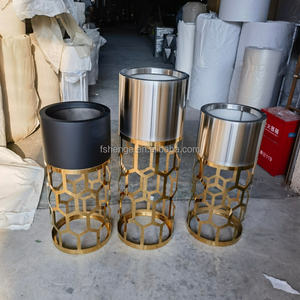 Vase décoratif de luxe pour la maison, grand vase à plantes en acier doré, pot de fleurs doré de 5 <span class=keywords><strong>pieds</strong></span>, vase de sol pour l'intérieur et l'extérieur - Product Image 6