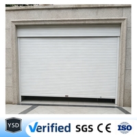 Porte de garage moderne en aluminium à enroulement, coupe-vent, isolée, résistante aux intempéries, avec moteur à chaîne et commande Wi-Fi