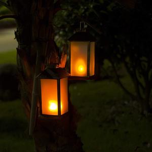 Lanterne solaire murale à LED avec effet de flamme, résistante à l'eau, alimentée par énergie solaire, avec batterie incluse - Product Image 2