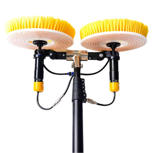 Kit de nettoyage haute pression portable fabriqué en Chine avec perche pour lavage de vitres à eau et brosse de nettoyage de panneaux solaires - Product Image 1