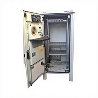 Armoire de commande extérieure IP55 pour batteries de télécommunications 18U 22U 42U avec système de refroidissement et climatiseur en acier inoxydable