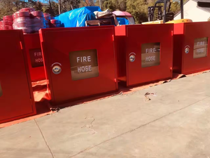 Armoire pour enrouleur de tuyau d'incendie à double porte, rouge, en acier inoxydable, pour équipement de lutte contre l'incendie en bâtiment - Product Image 4