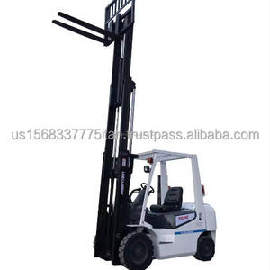 Montacargas TCM Original de 3 Toneladas, TCM 2.5t 3t FD30, Manipulador de Contenedores, en Venta a Bajo Precio, en Buenas Condiciones - Product Image 1