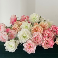 Fabriekssimulatie 3-koppige kleine pioenroos Paeonia gevlokte plastic handgemaakte bruiloft huisdecoratie Valentijnsdag afstuderen bloemstuk