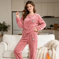 Pyjama d'hiver thermique en flanelle pour femme, 100 % polyester 220g, uni, ODM, avec cordon de serrage, col lisse, tricot doux, motif animalier de dessin animé