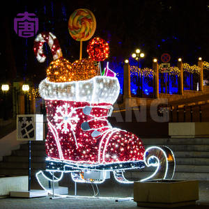 Chaussette de Noël décorative lumineuse pour fêtes à domicile et présentoirs de centres commerciaux avec éclairage LED chaleureux - Product Image 4