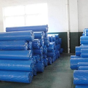 Bâches de couverture de camion robuste Bâche en PE imperméable 200 gsm Lona Poly Tarps en rouleau - Product Image 4