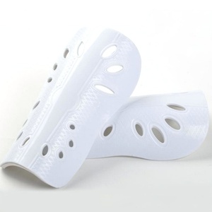 Protectores de Pierna de Fútbol Anticolisión Engrosados, Insertos Perforados para Entrenamiento Deportivo, Equipo de Protección para Adultos y Niños - Product Image 3