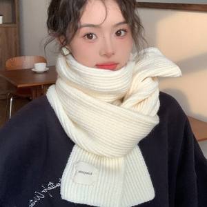 Bufanda de punto de algodón para mujer al por mayor - Bufanda corta, cálida, gruesa, duradera y ligera de color liso, a la moda y fácil de combinar - Product Image 1