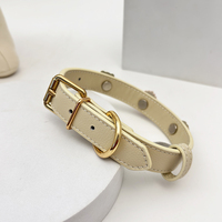 Collier pour chien en cuir véritable avec breloque magnétique, fermoir doré, fleur en perles et nœud pour petits chiens et chats
