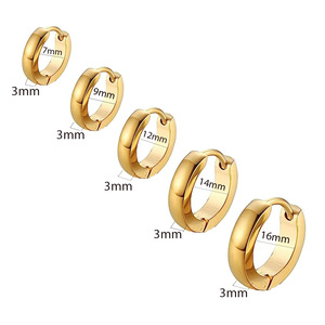 Boucles d'oreilles créoles Huggie en acier inoxydable 316L plaqué or 18 carats PVD 3MM pour hommes |   Bijoux tendance hypoallergéniques unisexes - Product Image 2