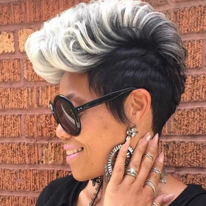 Perruque complète synthétique pour <span class=keywords><strong>femme</strong></span>, <span class=keywords><strong>cheveux</strong></span> courts, gris argenté, vente en gros du fabricant - Product Image 1