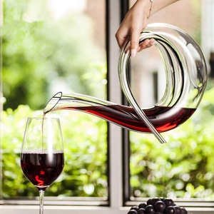 Cadeau de <span class=keywords><strong>carafe</strong></span> <span class=keywords><strong>à</strong></span> vin en forme de U, classique, en verre rouge, avec boule de nettoyage, ml - Product Image 2