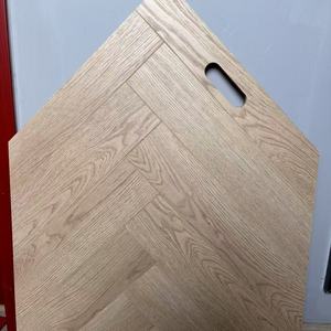 Plancher stratifié gris clair <span class=keywords><strong>Quick</strong></span> <span class=keywords><strong>Step</strong></span> à chevrons en cerisier - Product Image 2