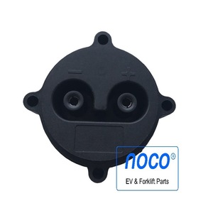 Voiturette de golf importée avec chargeurs embarqués, modèle plus ancien, prise de charge 2 broches JR1-H6181-02-00 - Product Image 1