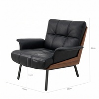 Fauteuil lounge en bois courbé de style mid-century moderne en noyer avec repose-pieds |    Fauteuil en cuir avec coque en contreplaqué et repose-pieds pour penthouse
