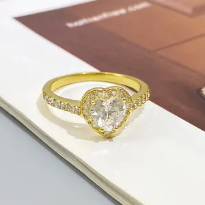 Gloednieuw Design Mode Sieraden Ring Sierlijk Verzilverd Kleur Zirkoon Roze Hart Ringen Sieraden Vrouwen