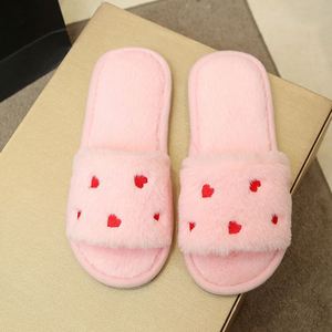 Pantuflas de Felpa para Mujer, Lavables, Cálidas, con Decoración de Corazón para el Día de San Valentín - Product Image 5