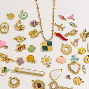 Luxe délicat | |   Pendentif en acier inoxydable plaqué or 18 carats pour la fabrication de bijoux DIY | |   Imperméable, hypoallergénique et durable - Product Image 4