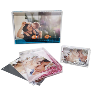 Marco de Fotos de Plástico Personalizado con Relleno de Agua, Marco de Fotos Instantáneo con Arena Movediza, Bloque de Agua con Purpurina Líquida de 4x6 - Product Image 6