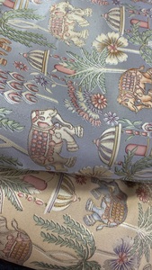Tela Jacquard de Poliéster con Estampado de Elefantes y Motivos Tropicales de 58 Pulgadas, la Más Vendida, para Prendas de Vestir - Product Image 3