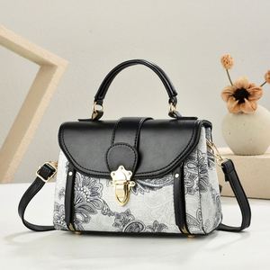 Bolso Bandolera con Estampado de Plantas, de PU, Casual, para Exteriores, en Oferta - Product Image 5