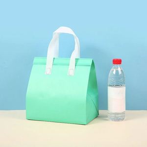 กระเป๋าเก็บความเย็นแบบไม่ทอ พิมพ์โลโก้ได้ตามต้องการ รับผลิตแบบ OEM กระเป๋าใส่อาหารกลางวันแบบเก็บความร้อน กระเป๋าเก็บความร้อนสำหรับอาหารแบบใช้แล้วทิ้ง ราคาดี - Product Image 4