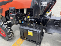 Mini tracteur compact 50hp 4WD pour verger de jardin de serre agricole avec moteur central et composants d'engrenage