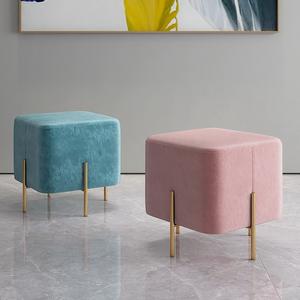 Taburete <span class=keywords><strong>cuadrado</strong></span> con patas doradas para sala de estar, mueble otomano de terciopelo <span class=keywords><strong>rosa</strong></span>, ahorro de espacio, venta al por mayor - Product Image 2