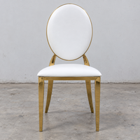 Chaise de salle à manger ovale en acier inoxydable doré avec dossier en cuir PU blanc, idéale pour mariages, banquets et événements, vente en gros pour hôtels