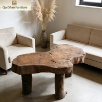 Table basse en bois massif avec bord naturel |   Meubles de salon rustiques à bords naturels irréguliers