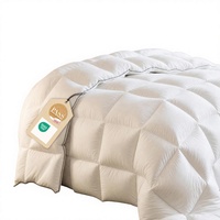 Couette en plumes King Size toutes saisons |   Meuble de rangement de luxe certifié Downpass pour hôtel, 8 compartiments d'angle