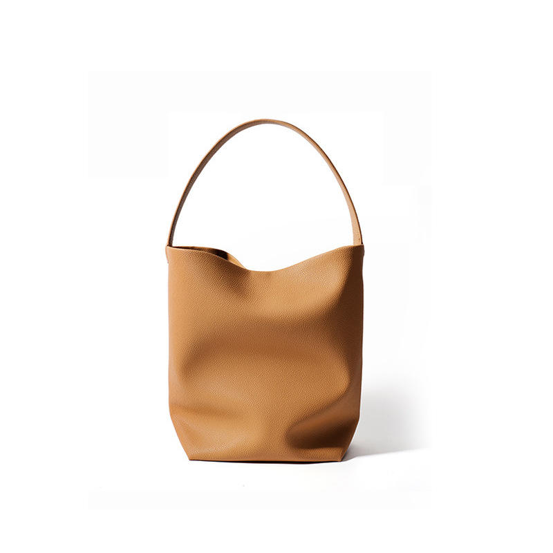 สีน้ำตาล