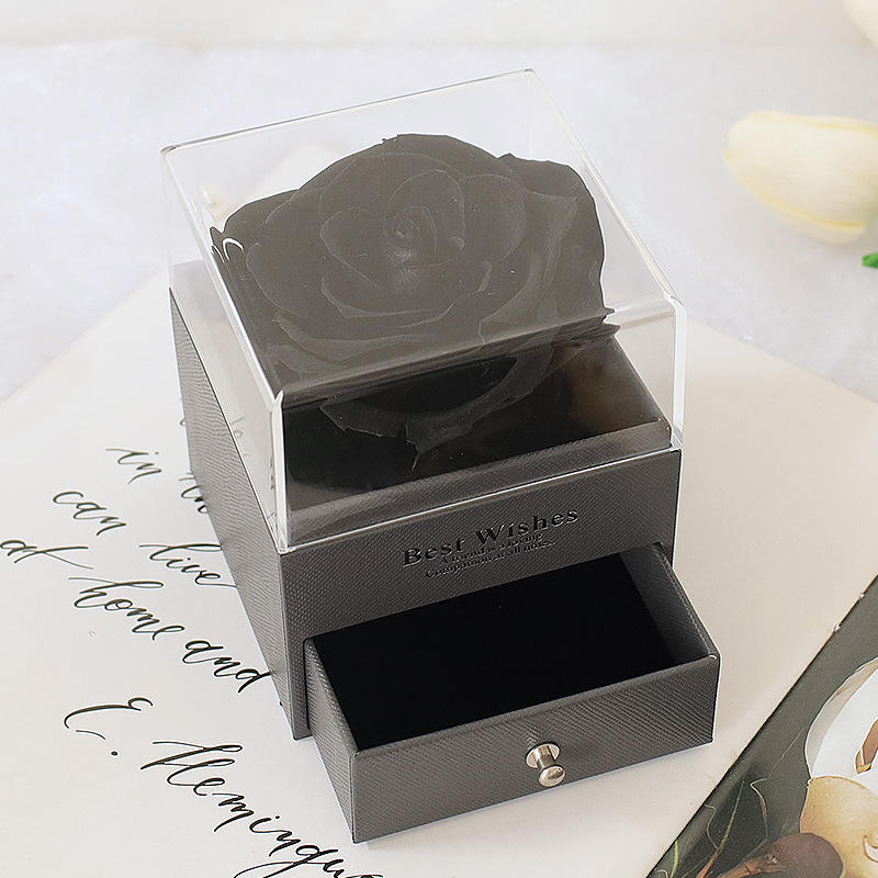 Sac cadeau noir en acrylique, vendu à l'unité.