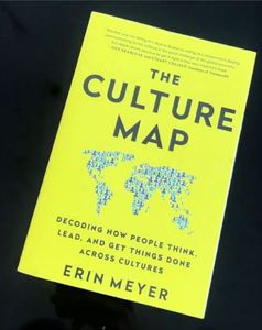 Le livre Carte culturelle de Erin Meyer : Livre de gestion des affaires, de leadership et de communication en anglais à vendre - Product Image 6