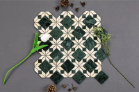 Mosaïques en pierre de marbre vert et de marbre beige de forme diamant et carrée avec stocks disponibles