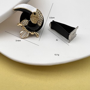 Ornements créatifs pour aérateur de voiture, décorations en alliage d'insectes de dessin animé pour l'intérieur de la voiture, style A B C D - Product Image 4