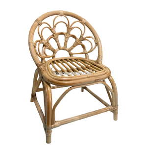 Chaise pour enfants en rotin naturel faite à la main pour fête d'anniversaire, mobilier d'événement pour enfants de style bohème - Product Image 1