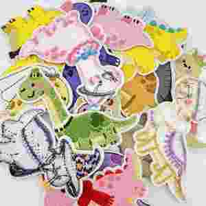 Patchs personnalisés en tissu sergé écologique brodés de dinosaures mignons à thermocoller pour chapeaux - Product Image 6