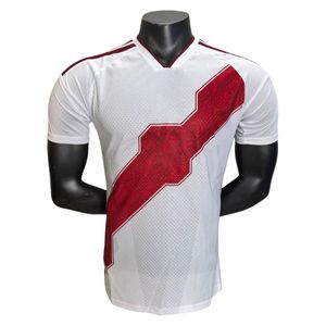 2627 Peru Milli Futbol Takımı Oyuncu Versiyonu Futbol Forması Nefes Alabilen %100 Polyester Erkekler İçin Yazlık Kısa Kollu 2XL Beden Tişört - Product Image 1