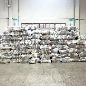 Vente en gros en usine <span class=keywords><strong>de</strong></span> chaussures <span class=keywords><strong>de</strong></span> basket-ball d'occasion <span class=keywords><strong>de</strong></span> haute qualité <span class=keywords><strong>de</strong></span> <span class=keywords><strong>marque</strong></span> internationalement reconnue pour hommes - Product Image 4