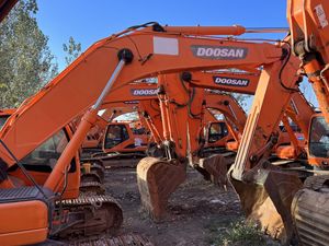 Excavatrice minière d'occasion Doosan DX350LC de 34 tonnes fabriquée en Corée, modèles Doosan DX340, DX350, DX350LC-9, livraison gratuite disponible - Product Image 3