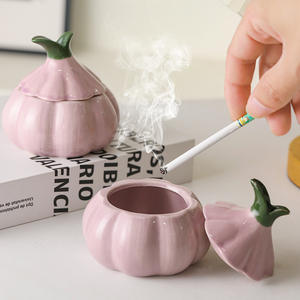 Fabrika yeni mor sarımsak şekilli seramik masaüstü küllük ev veya ofis kullanımı için zarif süsler - Product Image 2