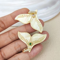 Pendentif queue de baleine gravé en nacre naturelle, breloques queue de poisson en coquille jaune avec zircon, composants DIY 26mm style hawaïen